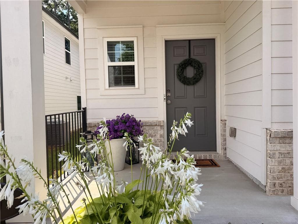 4 bedroom, 3 bathroom, 1,934 sq ft single family residence under contract at 299 Wells Circle, Canton, GA 30114 — photo 10