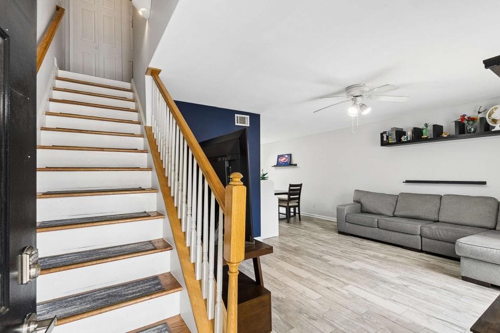 2 bedroom, 3 bathroom, 1,214 sq ft townhouse under contract at 600 Summer Place, Norcross, GA 30071 — photo 4