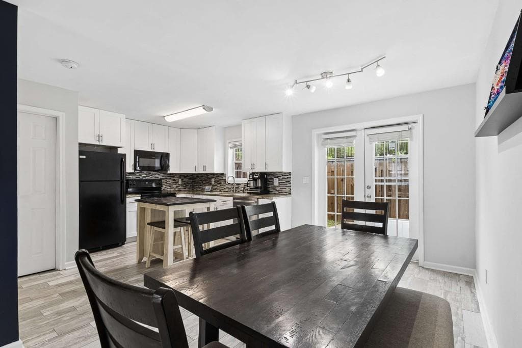 2 bedroom, 3 bathroom, 1,214 sq ft townhouse under contract at 600 Summer Place, Norcross, GA 30071 — photo 8