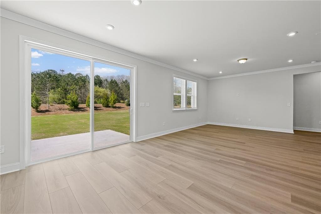 5 bedroom, 3 bathroom, 2,659 sq ft single family residence for sale at 252 Nesta Grove Drive, Locust Grove, GA 30248 — photo 6