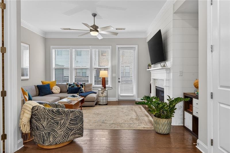 3 bedroom, 4 bathroom, 2,502 sq ft townhouse for sale at 1601 Aldworth Place, Atlanta, GA 30339 — photo 8