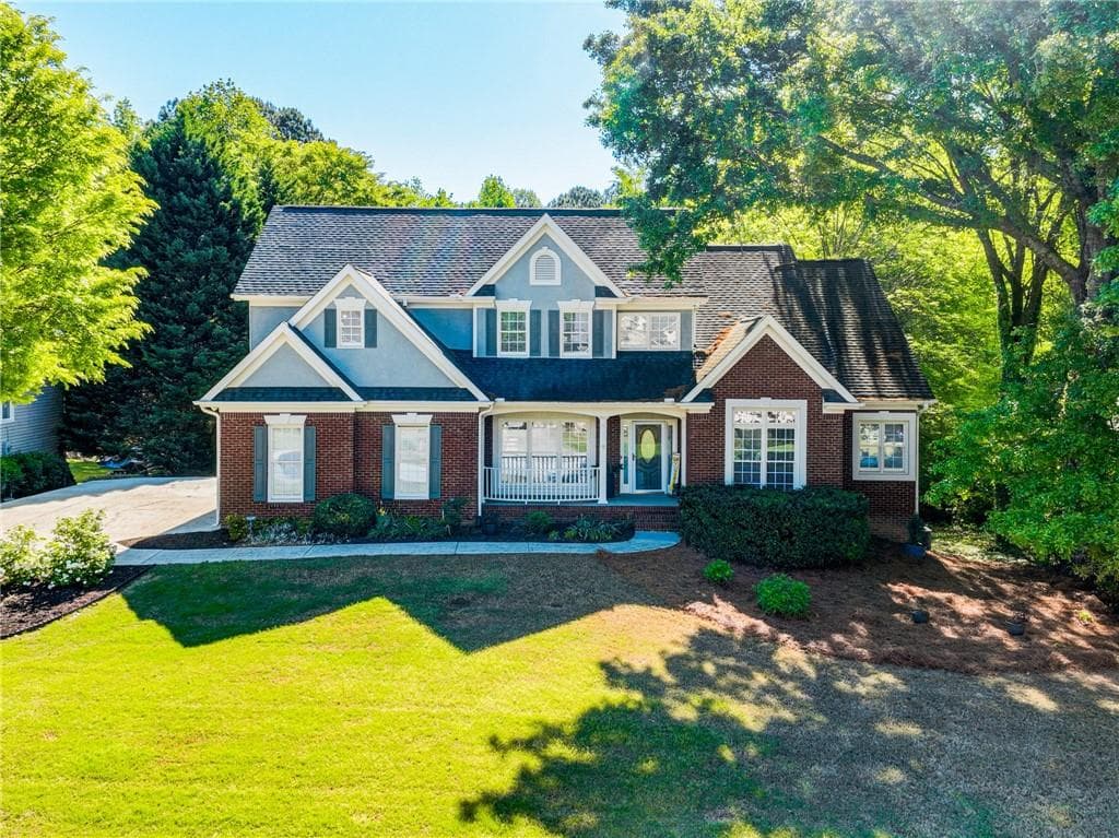5 bedroom, 4 bathroom, 4,406 sq ft single family residence sold at 185 Amberbrook Circle, Grayson, GA 30017