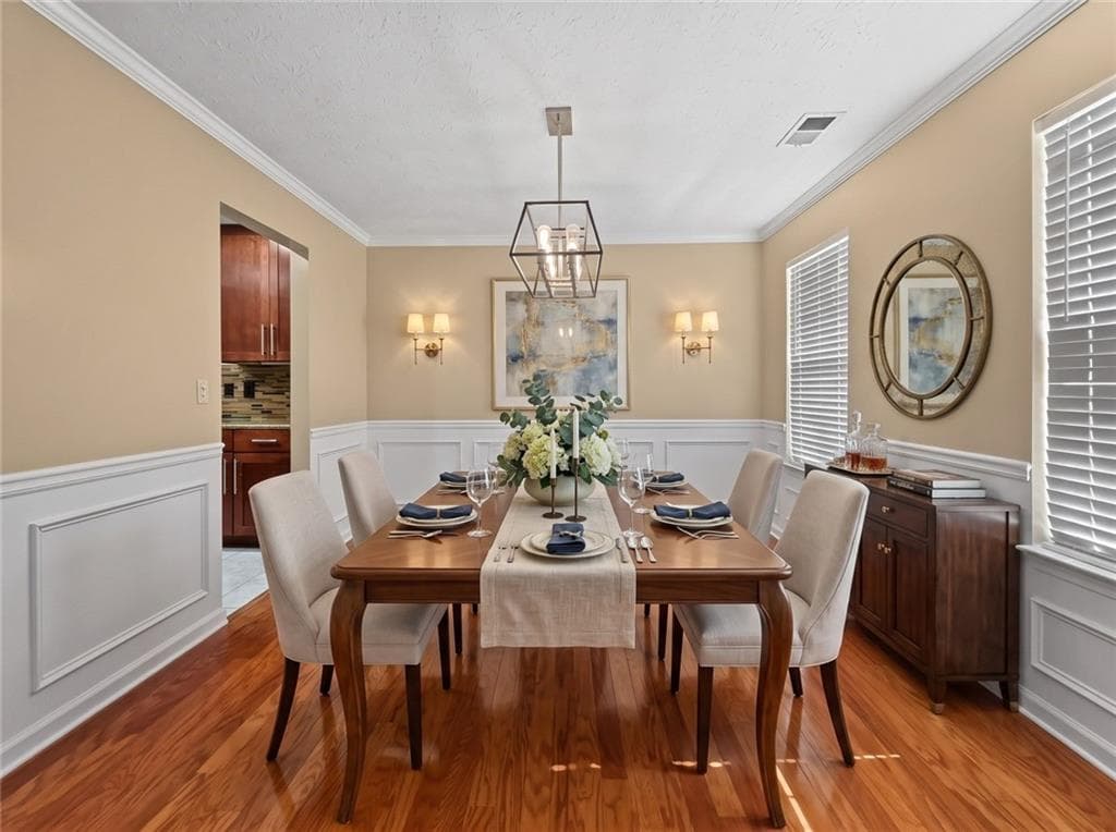 3 bedroom, 3 bathroom, 2,326 sq ft single family residence for rent at 1809 Wellborn Way, Marietta, GA 30008 for $2,300 a month — photo 6