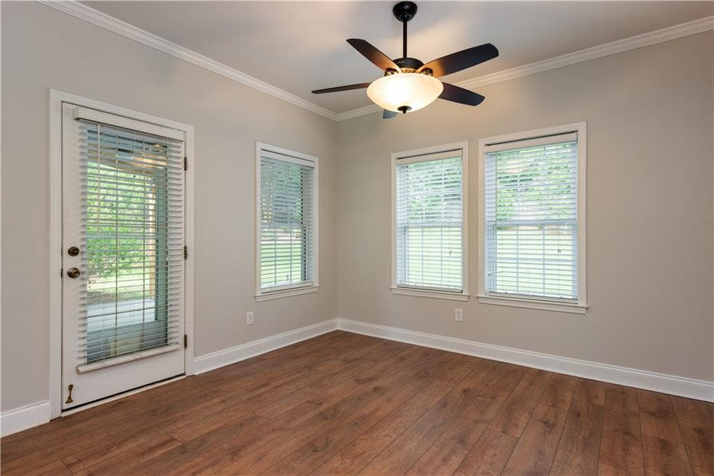 4 bedroom, 3 bathroom, 2,728 sq ft single family residence for sale at 1911 Paper Birch Cove, Grayson, GA 30017 — photo 9