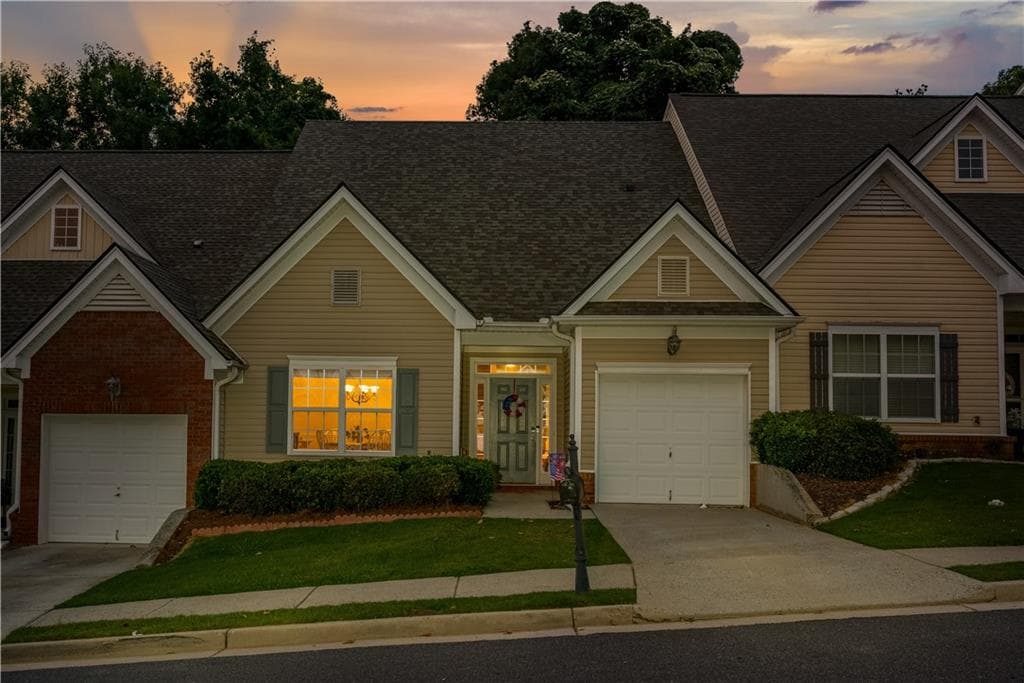 3 bedroom, 3 bathroom, 2,159 sq ft townhouse under contract at 172 Riley Circle, Dawsonville, GA 30534