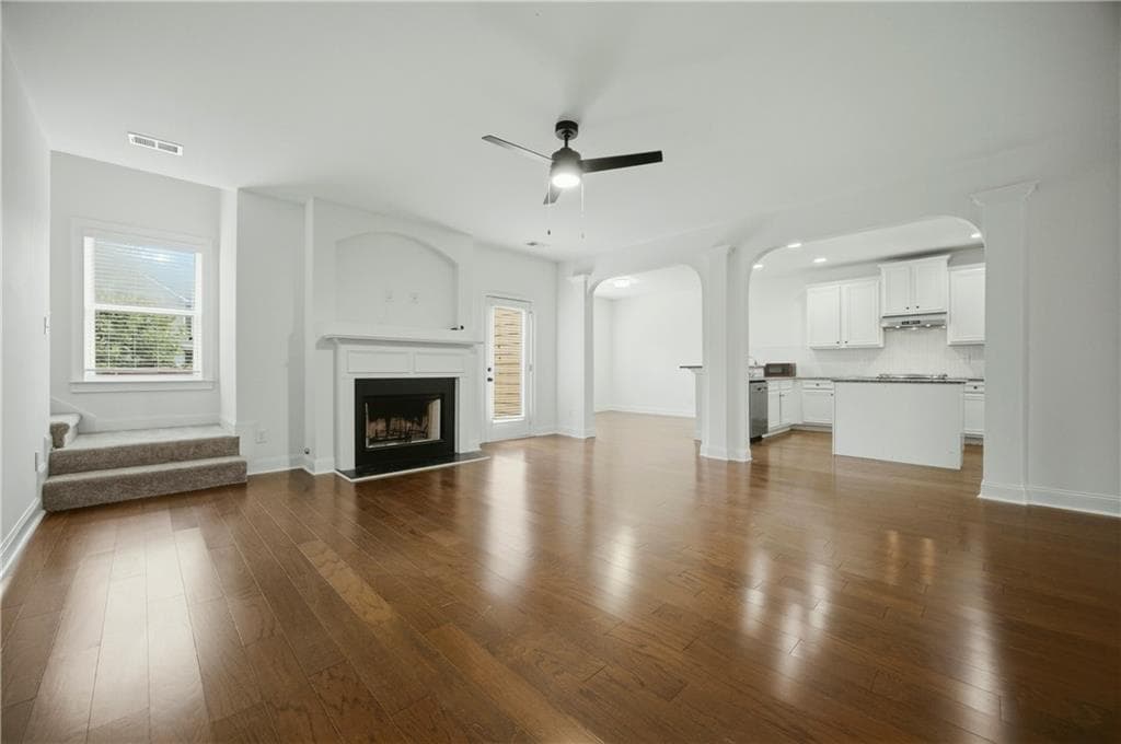 6 bedroom, 5 bathroom, 3,740 sq ft single family residence for rent at 4565 Prather Farm Circle, Cumming, GA 30040 for $3,500 a month — photo 8