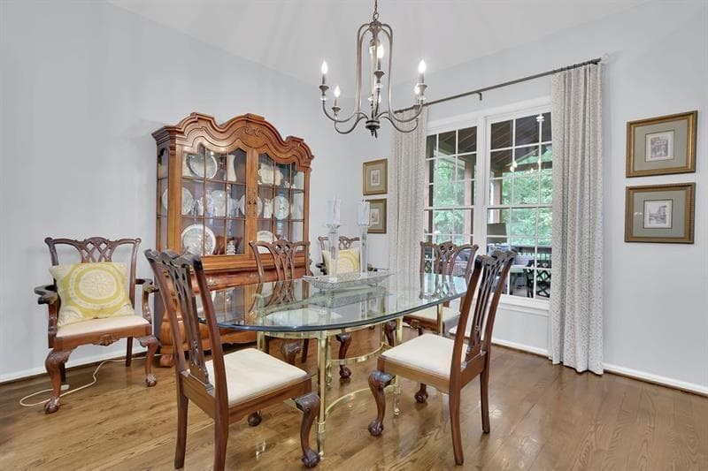 5 bedroom, 4 bathroom, 4,426 sq ft single family residence for sale at 850 Lake Medlock Drive, Alpharetta, GA 30022 — photo 5