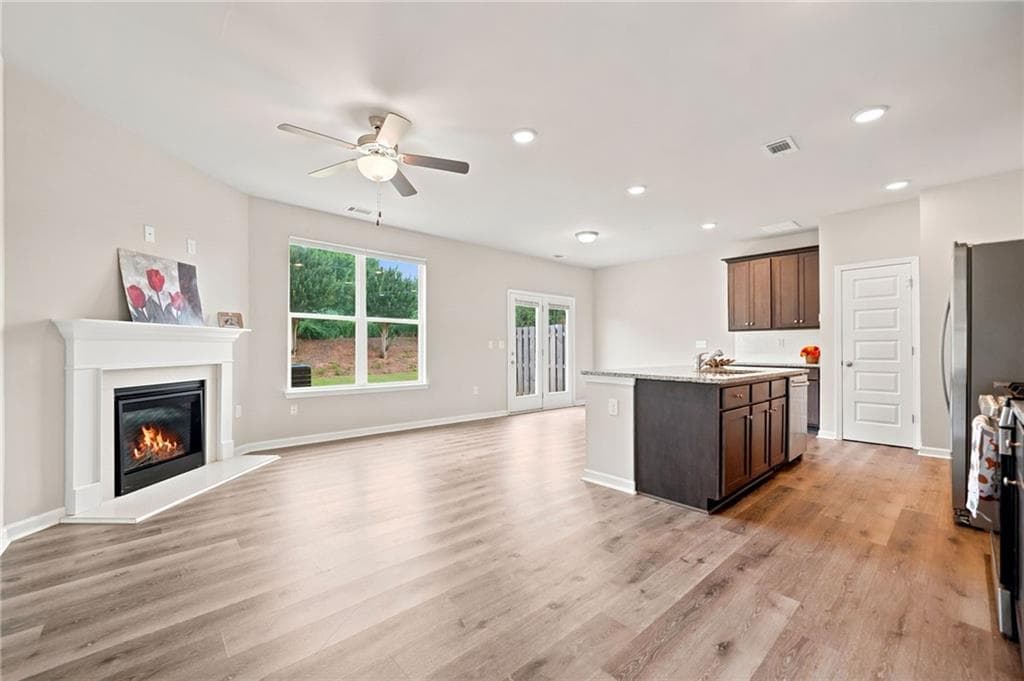 3 bedroom, 3 bathroom, 1,760 sq ft townhouse for sale at 3645 Prospect Point Drive, Oakwood, GA 30566 — photo 8