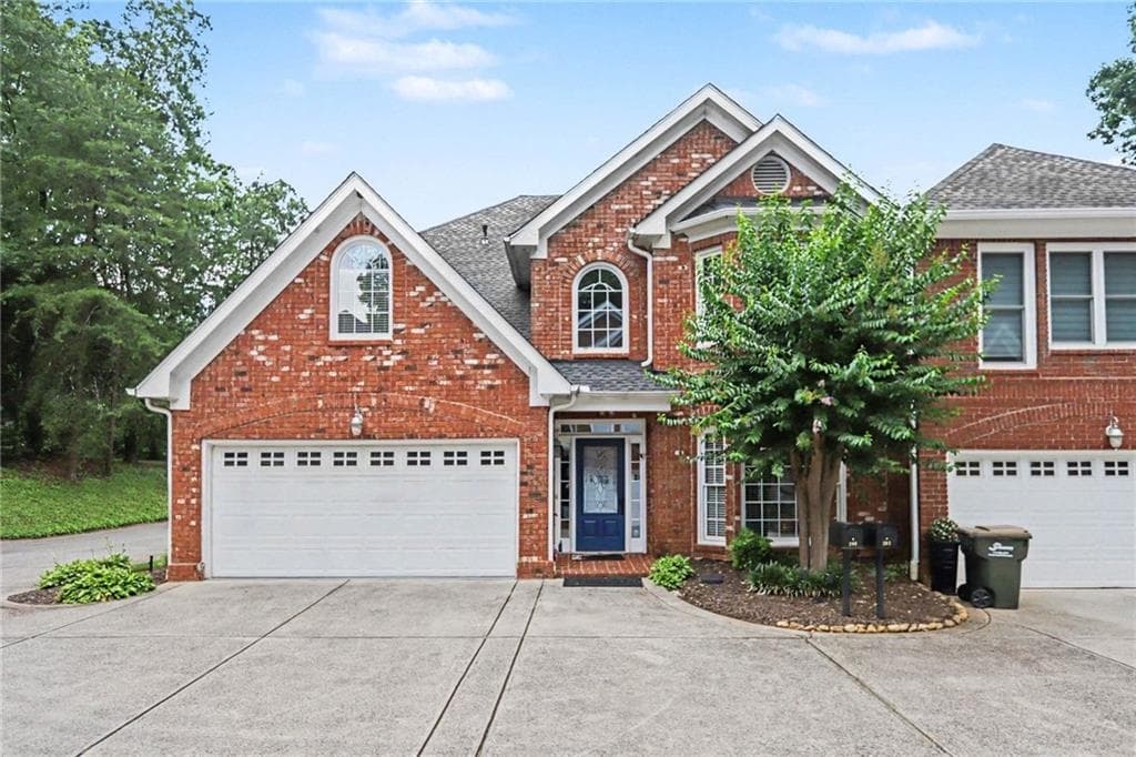4 bedroom, 3 bathroom, 3,226 sq ft townhouse for sale at 6375 Glenridge Drive, Sandy Springs, GA 30328