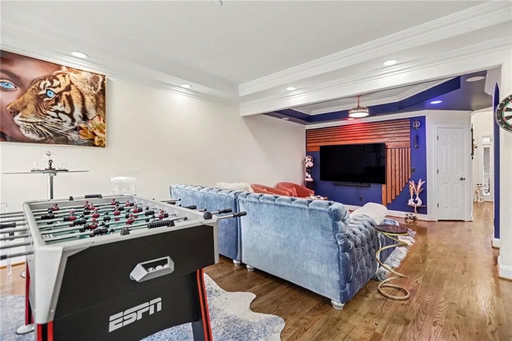 4 bedroom, 3 bathroom, 3,226 sq ft townhouse for sale at 6375 Glenridge Drive, Sandy Springs, GA 30328 — photo 5
