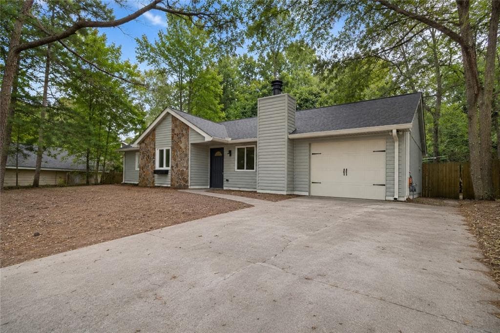3 bedroom, 2 bathroom, 1,235 sq ft single family residence under contract at 1252 Sherwood Drive, Norcross, GA 30093