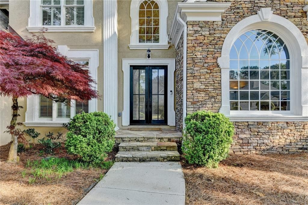 5 bedroom, 6 bathroom, 6,295 sq ft single family residence under contract at 7910 ST MARLO COUNTRY CLUB Parkway, Duluth, GA 30097 — photo 6