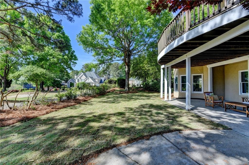 5 bedroom, 6 bathroom, 6,295 sq ft single family residence under contract at 7910 ST MARLO COUNTRY CLUB Parkway, Duluth, GA 30097 — photo 4