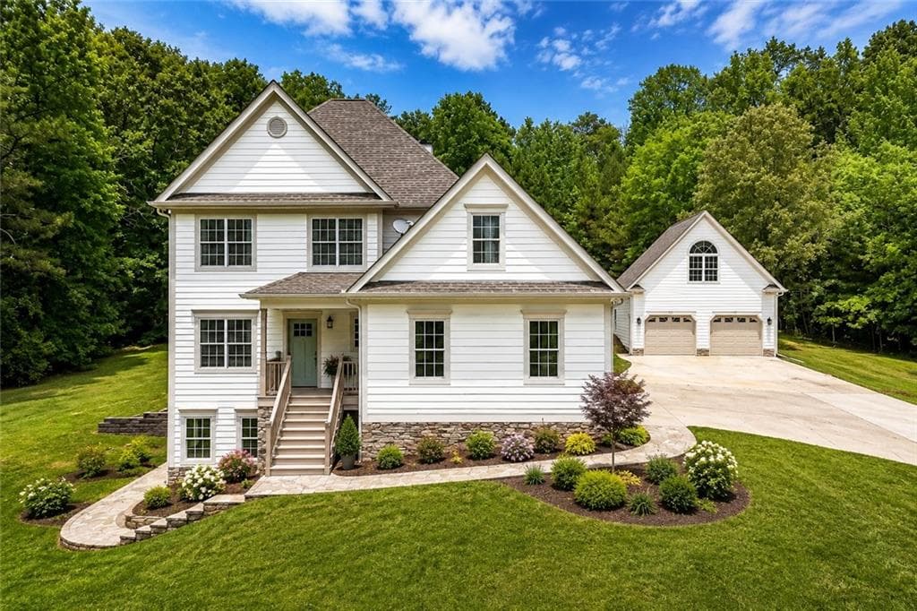 4 bedroom, 4 bathroom, 2,781 sq ft single family residence under contract at 1146 Mann Road, Douglasville, GA 30134