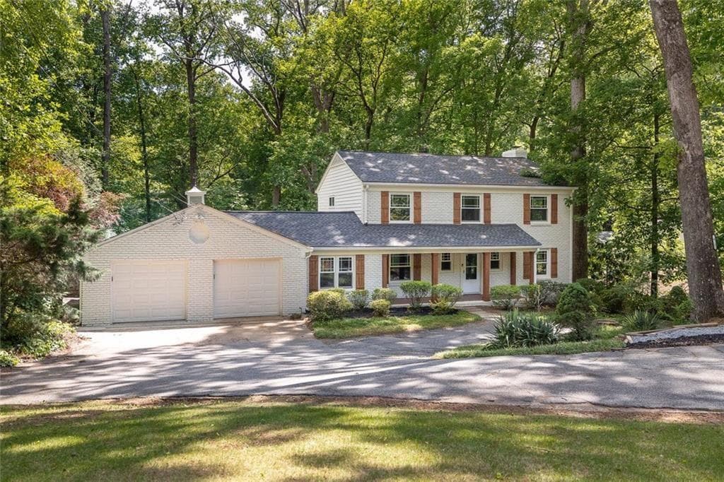 5 bedroom, 4 bathroom, 3,368 sq ft single family residence for rent at 445 Forest Hills Drive, Atlanta, GA 30342 for $5,500 a month — photo 1 of 41