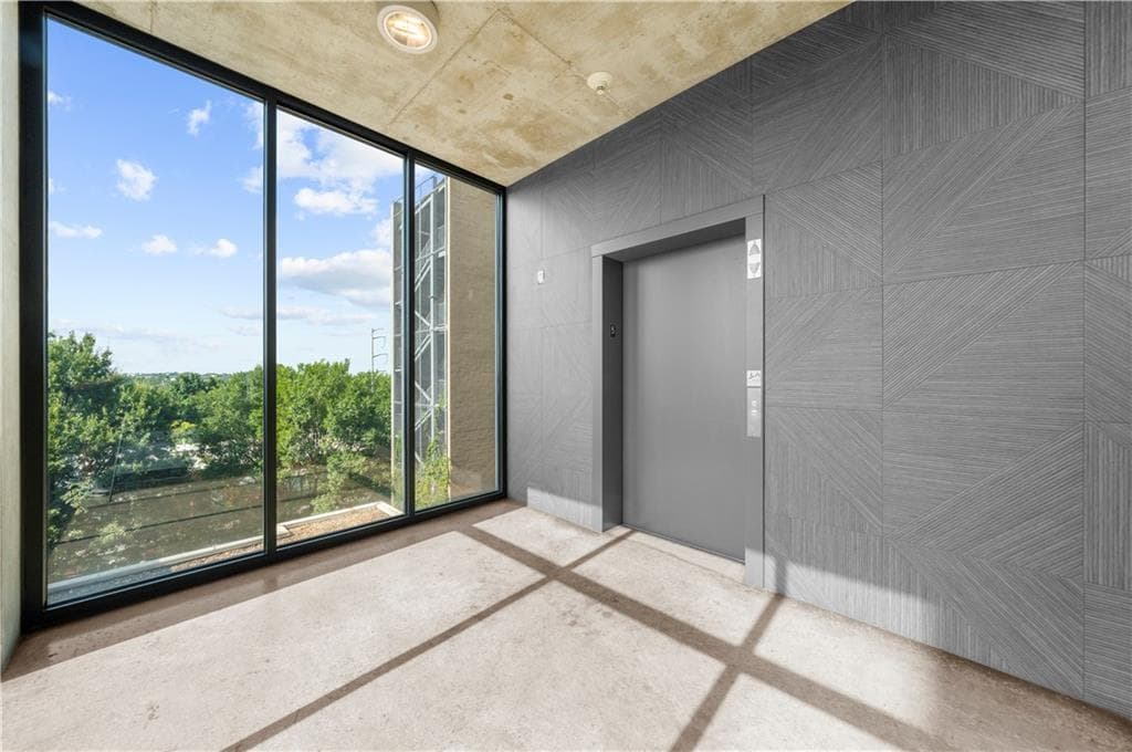 1 bedroom, 1 bathroom, 795 sq ft condominium for sale at 480 John Wesley Dobbs Avenue 514, Atlanta, GA 30312 — photo 5
