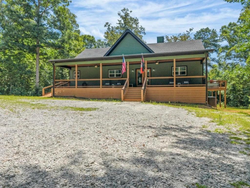 3 bedroom, 3 bathroom, 1,560 sq ft single family residence for sale at 236 Denham Road, Eatonton, GA 31024 — photo 2