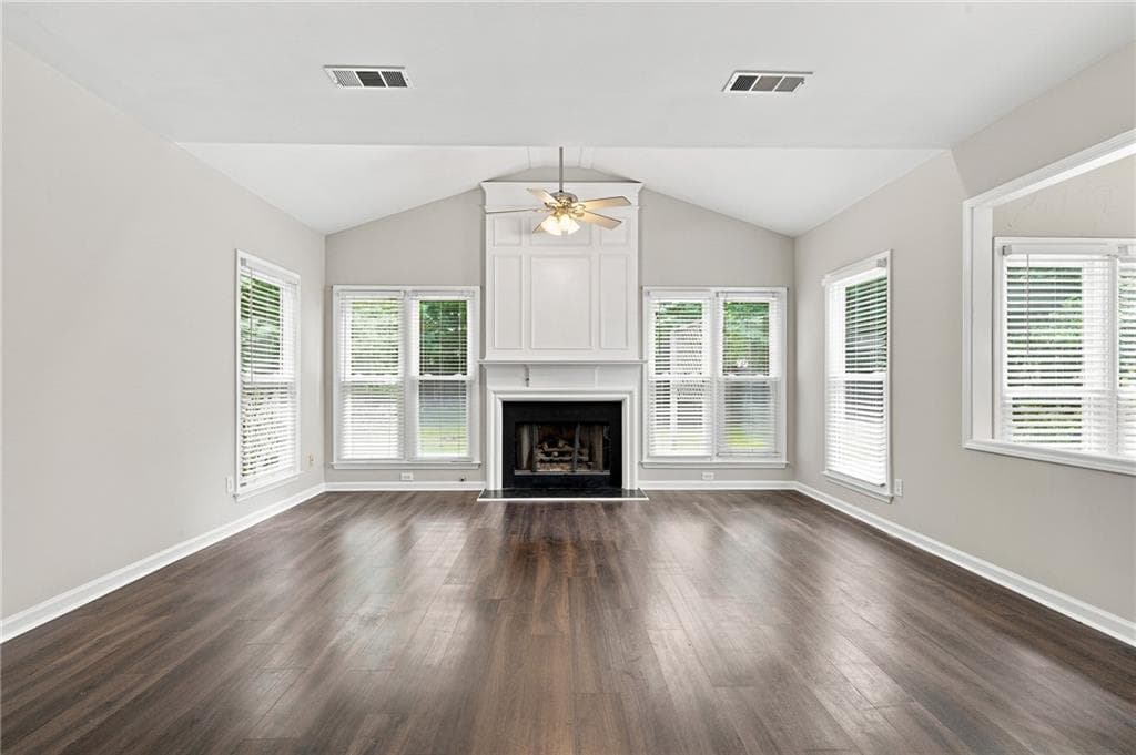 4 bedroom, 3 bathroom, 2,568 sq ft single family residence under contract at 7765 Llangollen Way, Cumming, GA 30041 — photo 5