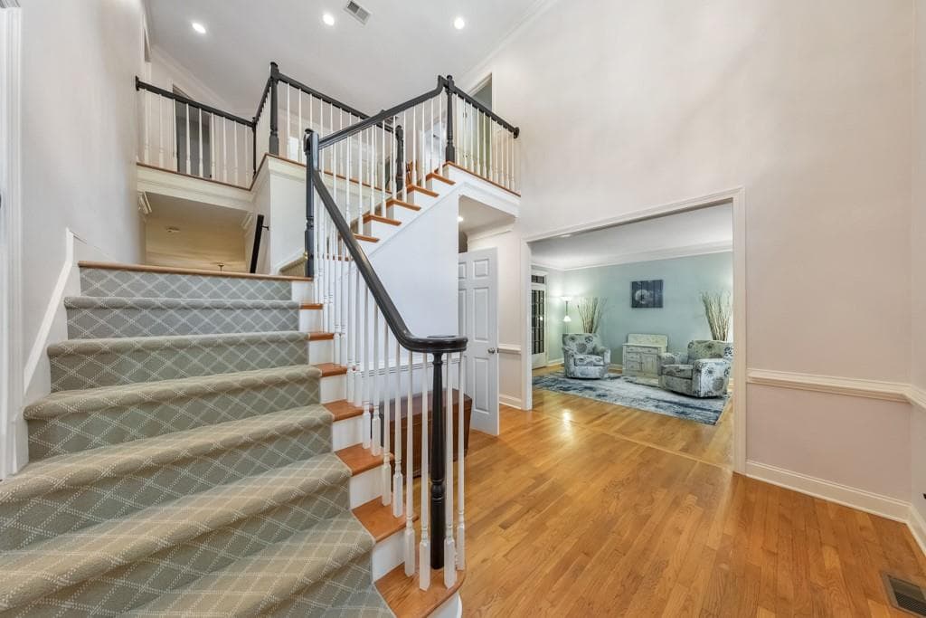 5 bedroom, 4 bathroom, 3,906 sq ft single family residence under contract at 1328 Benbrooke Lane, Acworth, GA 30101 — photo 4
