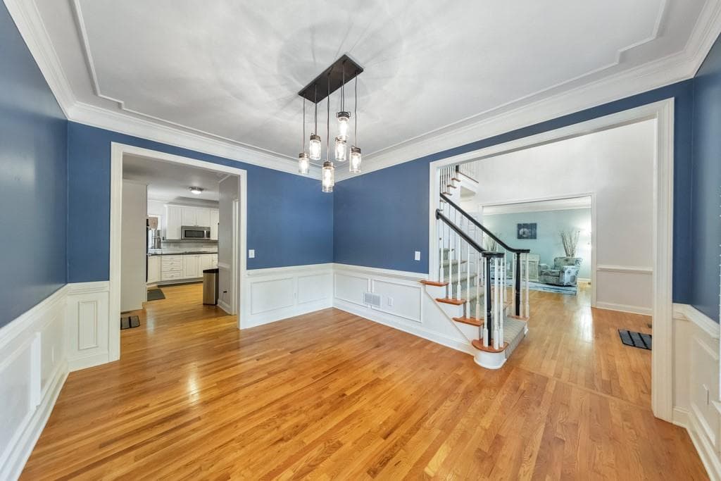 5 bedroom, 4 bathroom, 3,906 sq ft single family residence under contract at 1328 Benbrooke Lane, Acworth, GA 30101 — photo 7