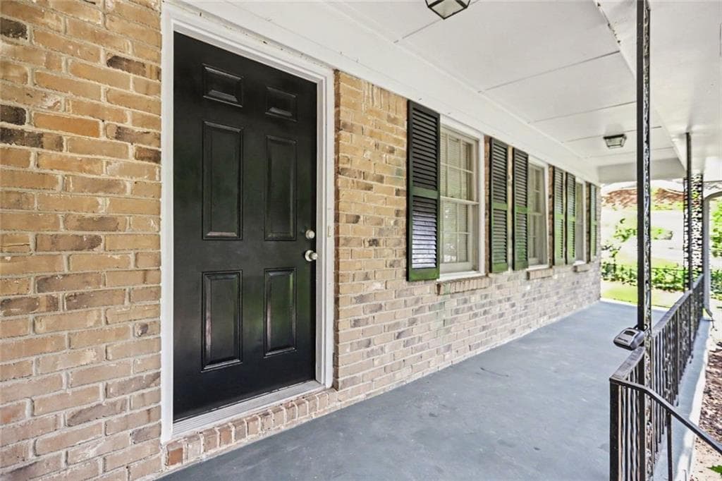 4 bedroom, 3 bathroom, 2,650 sq ft single family residence for sale at 345 Fond Du Lac Drive, Stone Mountain, GA 30088 — photo 6