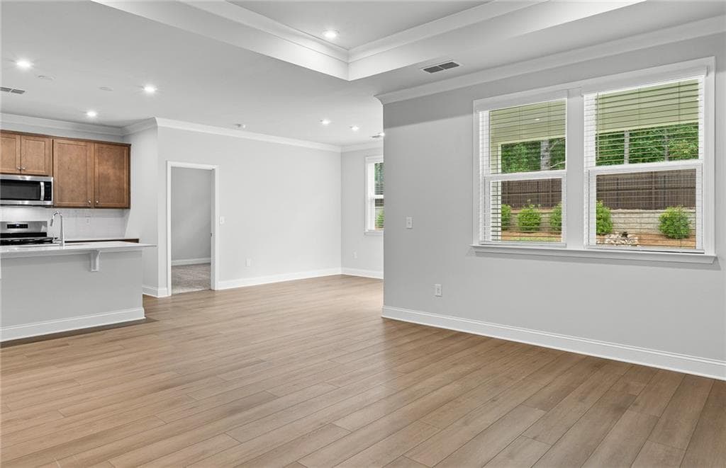 3 bedroom, 2 bathroom, 1,590 sq ft single family residence under contract at 1113 LeConte Court, Griffin, GA 30223 — photo 8