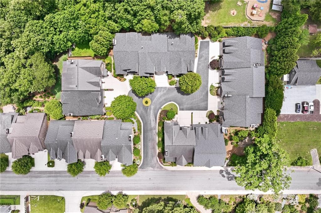 4 bedroom, 4 bathroom, 3,220 sq ft condominium for sale at 860 Candler Street 9, Gainesville, GA 30501 — photo 9
