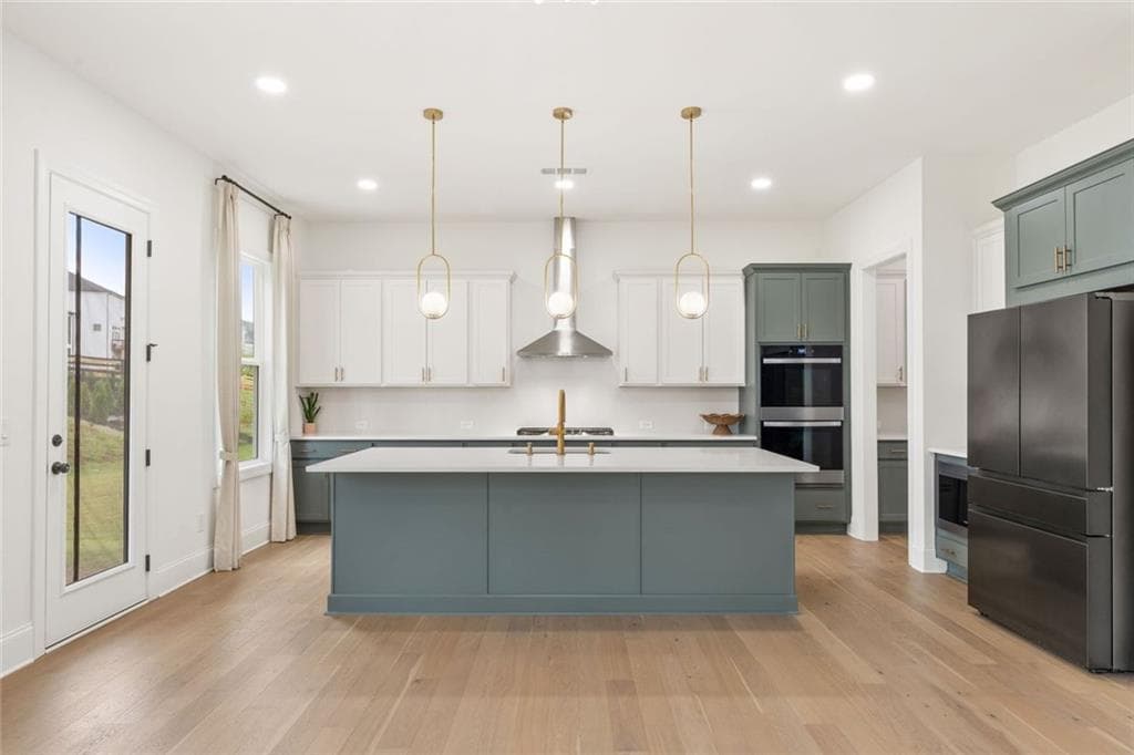 5 bedroom, 5 bathroom, 3,789 sq ft single family residence under contract at 303 Tillman Pass, Woodstock, GA 30188 — photo 3