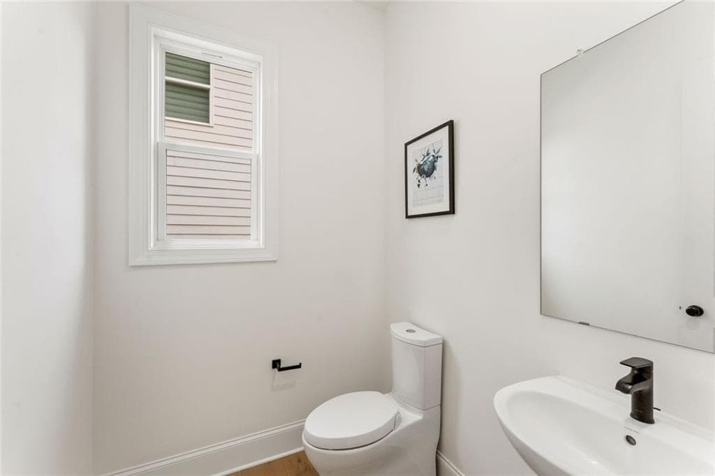 5 bedroom, 5 bathroom, 3,789 sq ft single family residence under contract at 303 Tillman Pass, Woodstock, GA 30188 — photo 10