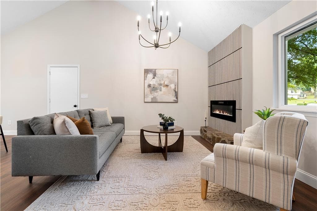3 bedroom, 2 bathroom, 1,235 sq ft single family residence under contract at 1252 Sherwood Drive, Norcross, GA 30093 — photo 4