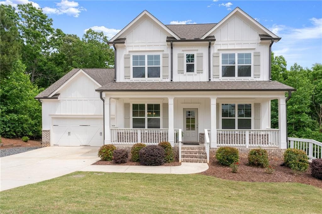 5 bedroom, 4 bathroom, 2,460 sq ft single family residence sold at 4718 Shady Lake Circle, Gainesville, GA 30507