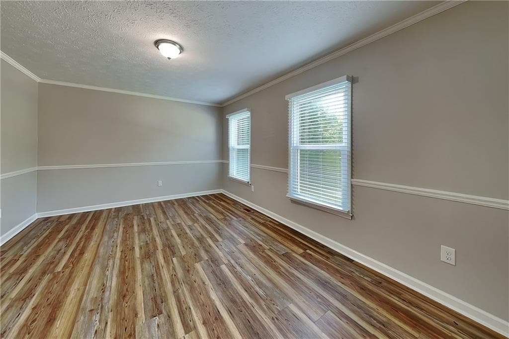 4 bedroom, 3 bathroom single family residence for rent at 6839 Woodcreek Lane, Douglasville, GA 30135 for $2,145 a month — photo 4