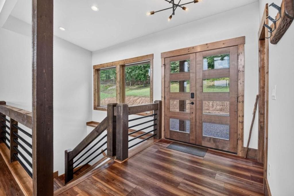 3 bedroom, 4 bathroom, 2,516 sq ft single family residence for sale at 246 Bearden Farm Overlook, Blue Ridge, GA 30513 — photo 9