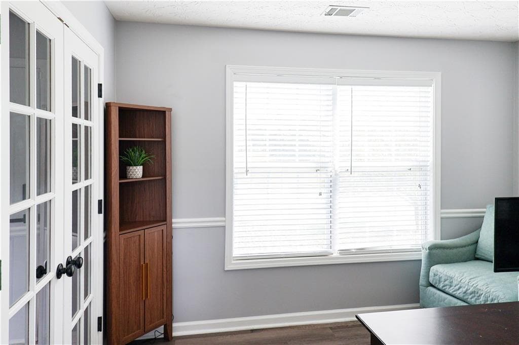 3 bedroom, 3 bathroom, 1,874 sq ft single family residence for sale at 1228 Pine Acre Drive, Sugar Hill, GA 30518 — photo 3