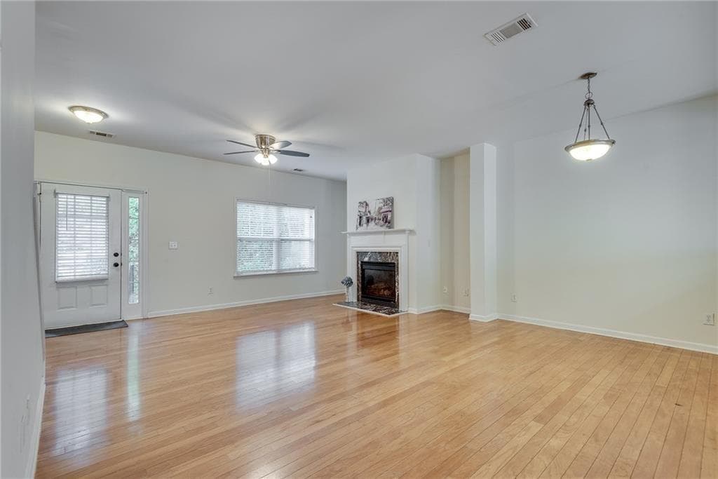 3 bedroom, 3 bathroom, 1,540 sq ft townhouse for rent at 1684 Northgate Mill Drive, Duluth, GA 30096 for $2,350 a month — photo 10