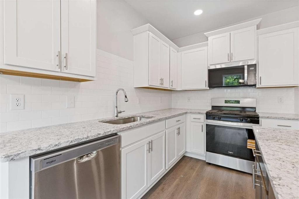 3 bedroom, 3 bathroom, 1,762 sq ft townhouse for sale at 208 Westpark Drive 15, Athens, GA 30606 — photo 7