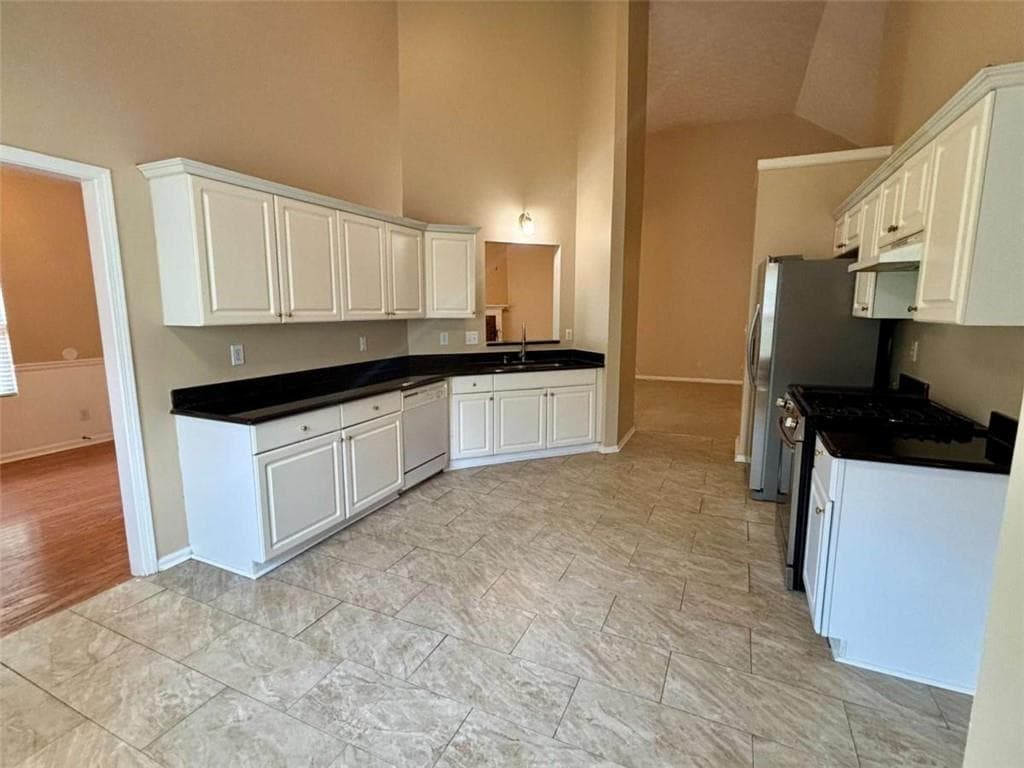 6 bedroom, 4 bathroom single family residence for rent at 540 Chandon Way, Lawrenceville, GA 30044 for $2,700 a month — photo 8