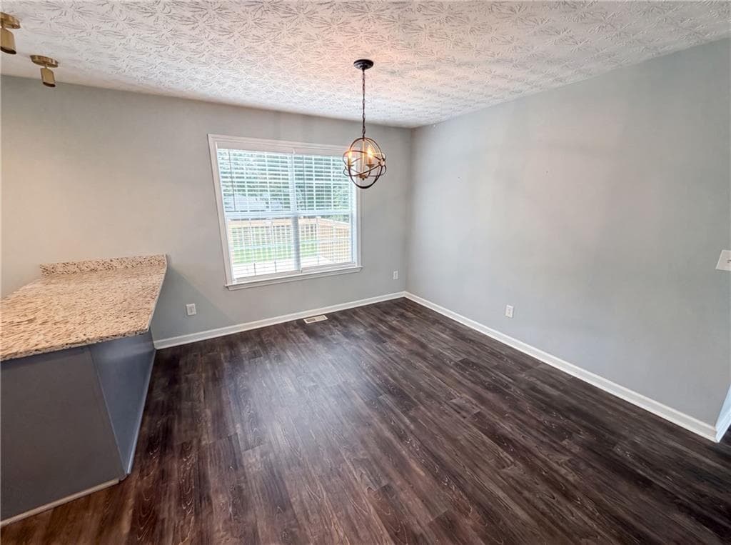 3 bedroom, 2 bathroom, 2,295 sq ft single family residence for sale at 59 Paradise Circle, Douglasville, GA 30134 — photo 6