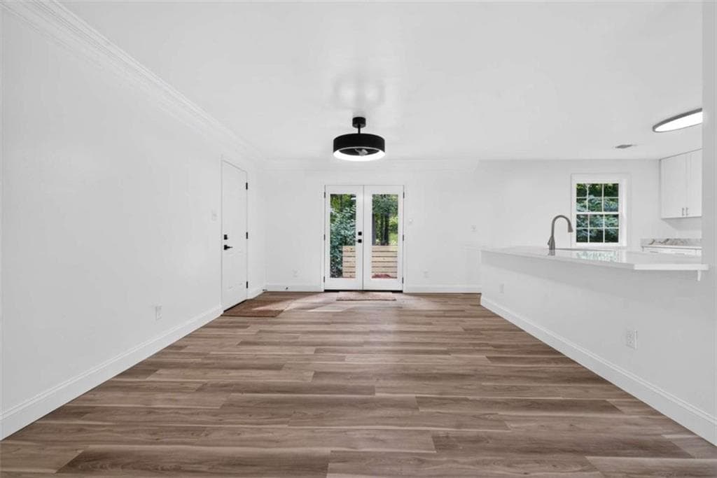3 bedroom, 2 bathroom, 1,400 sq ft single family residence under contract at 4398 Old Lake Drive, Decatur, GA 30034 — photo 7