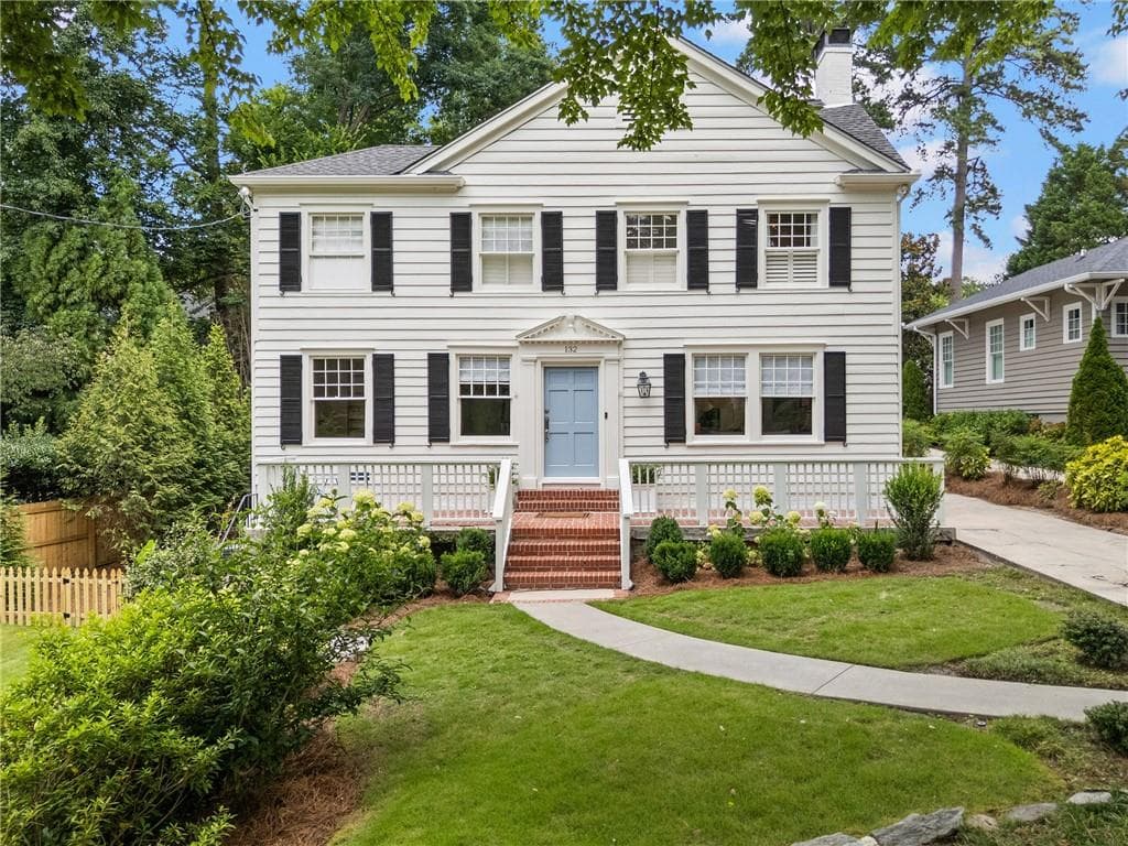 4 bedroom, 3 bathroom, 3,366 sq ft single family residence sold at 132 Peachtree Way, Atlanta, GA 30305