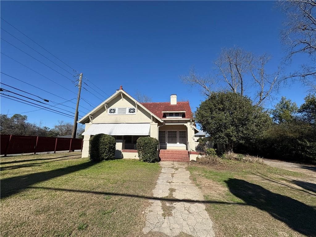 triplex for sale at 2585 Napier Avenue, Macon, GA 31204
