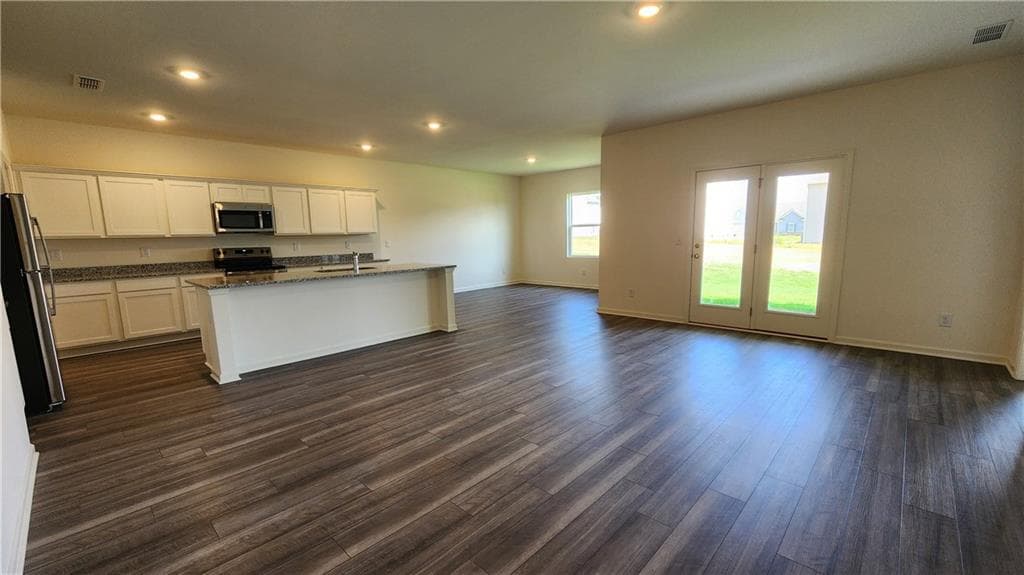 4 bedroom, 3 bathroom, 2,174 sq ft single family residence for sale at 74 Galilee Lane, Bethlehem, GA 30620 — photo 9