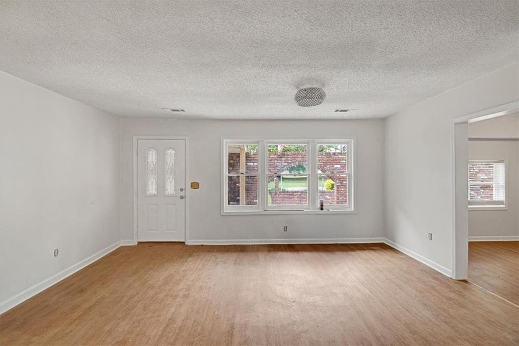 5 bedroom, 4 bathroom, 3,140 sq ft single family residence for sale at 1150 Tinsley Drive, Conyers, GA 30012 — photo 3