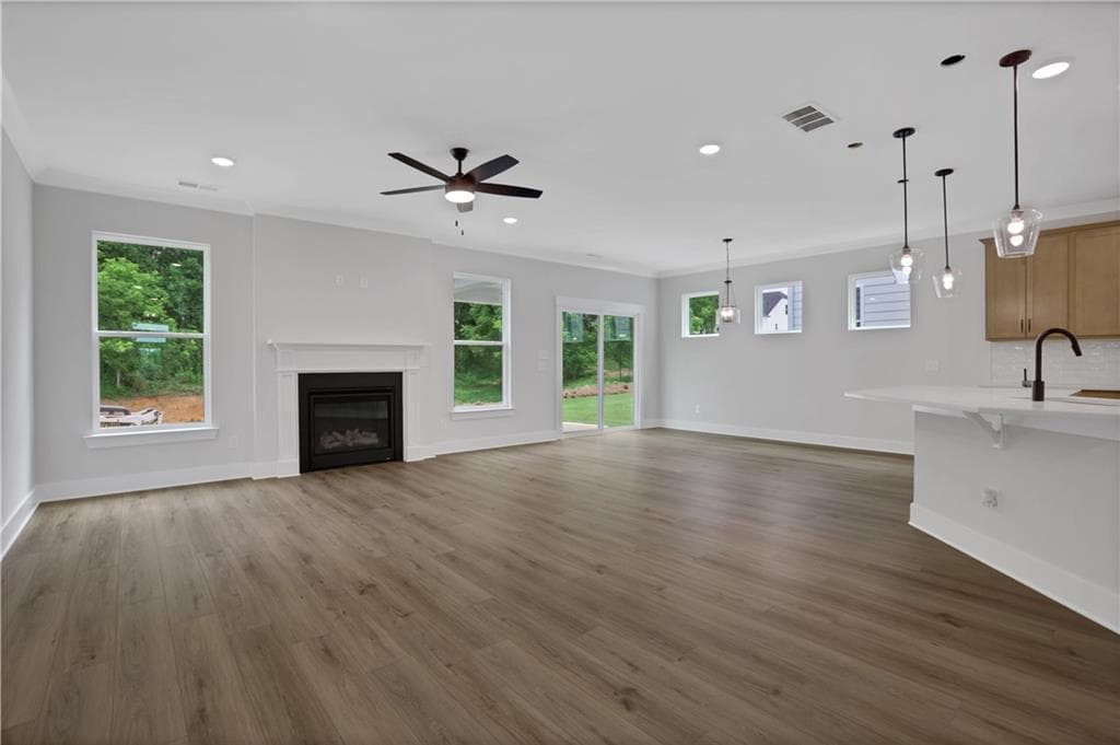 3 bedroom, 3 bathroom, 2,335 sq ft single family residence for sale at 210 Trace Bluff, Dawsonville, GA 30534 — photo 6