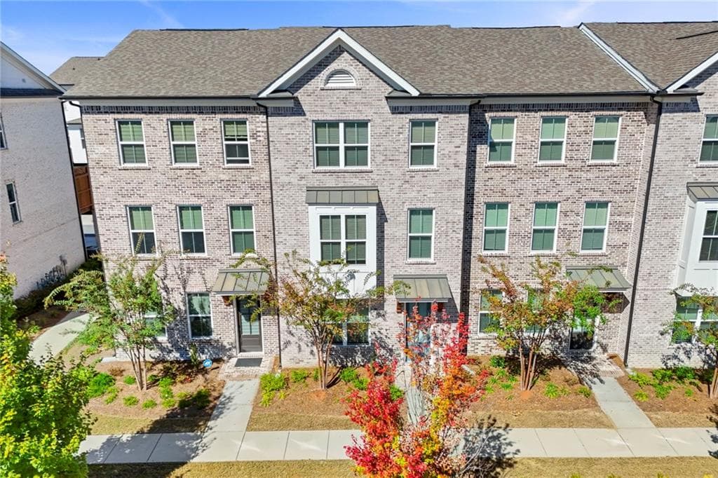 3 bedroom, 4 bathroom, 2,104 sq ft home for sale at 3987 Knox Park Ovlk, Duluth, GA