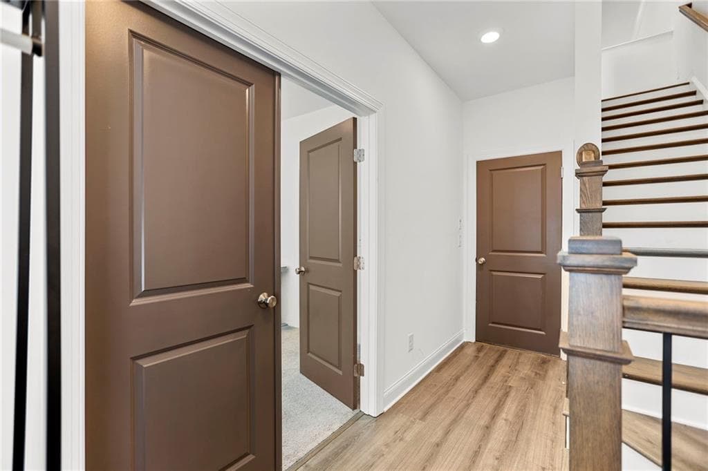3 bedroom, 4 bathroom, 2,104 sq ft townhouse for sale at 3987 Knox Park Ovlk, Duluth, GA 30097 — photo 4