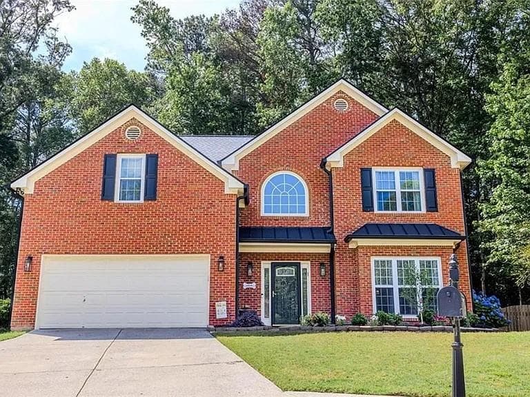 4 bedroom, 3 bathroom, 2,578 sq ft single family residence for rent at 1890 Turtle Creek Way, Lawrenceville, GA 30043 for $2,395 a month — photo 1 of 28