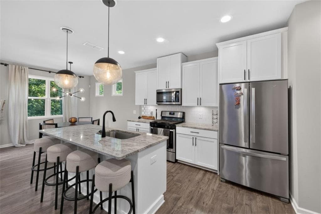 3 bedroom, 3 bathroom, 1,930 sq ft single family residence under contract at 2111 Westside Drive, Austell, GA 30106 — photo 7