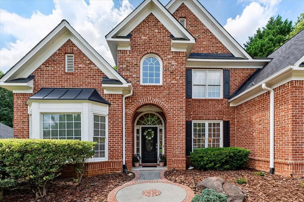 4 bedroom, 4 bathroom, 3,485 sq ft single family residence under contract at 6915 Carmel Court, Suwanee, GA 30024 — photo 10