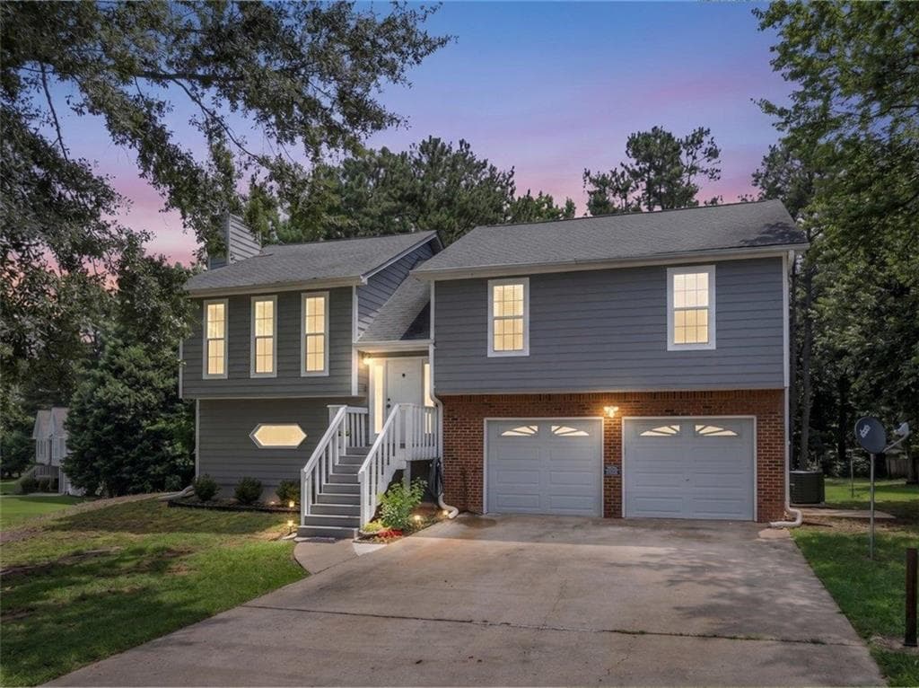 6 bedroom, 4 bathroom, 1,950 sq ft single family residence for sale at 1860 David Drive, Douglasville, GA 30135 — photo 2